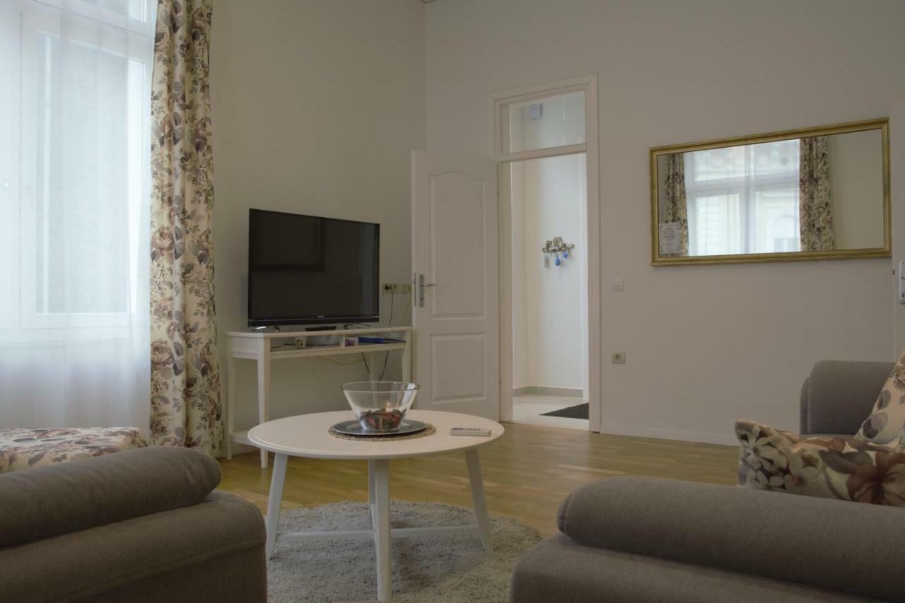 Superior Seaview Apartment Opatija Exterior photo